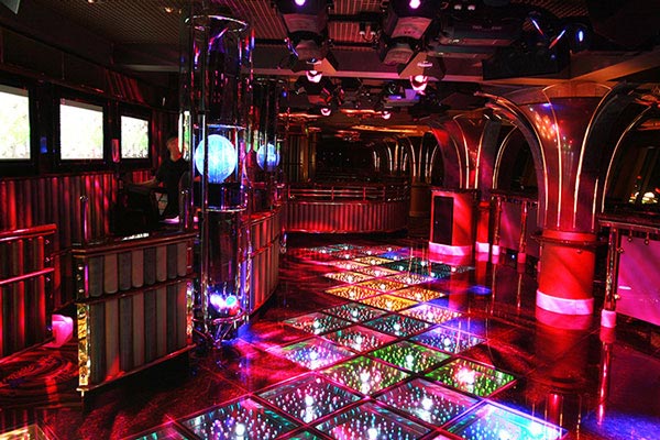 Skywalkers Nightclub